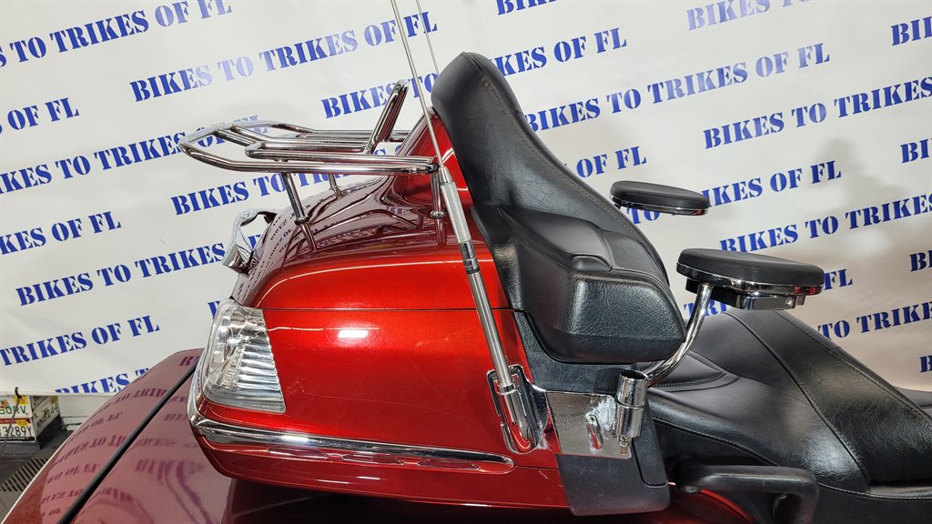 2010 Honda Gold Wing - $24,000