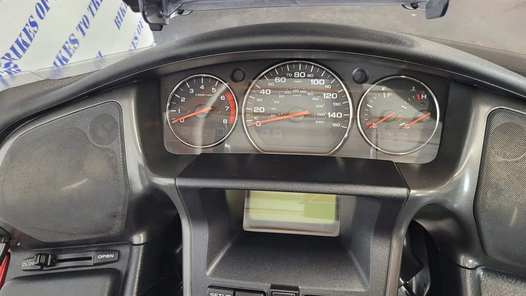 2010 Honda Gold Wing - $24,000