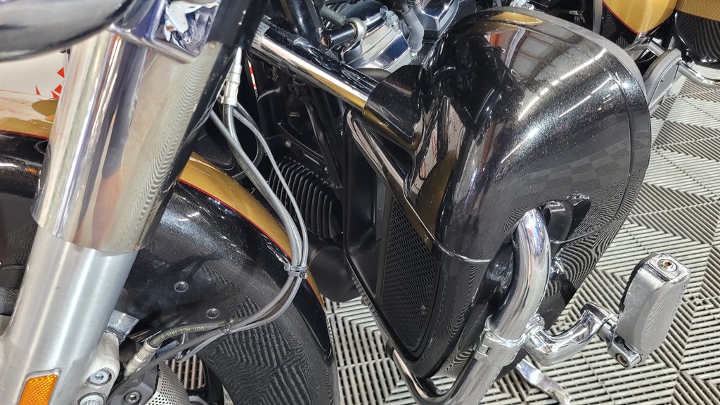 2017 Harley Davidson Ultra Limited Flhtk - $14,000