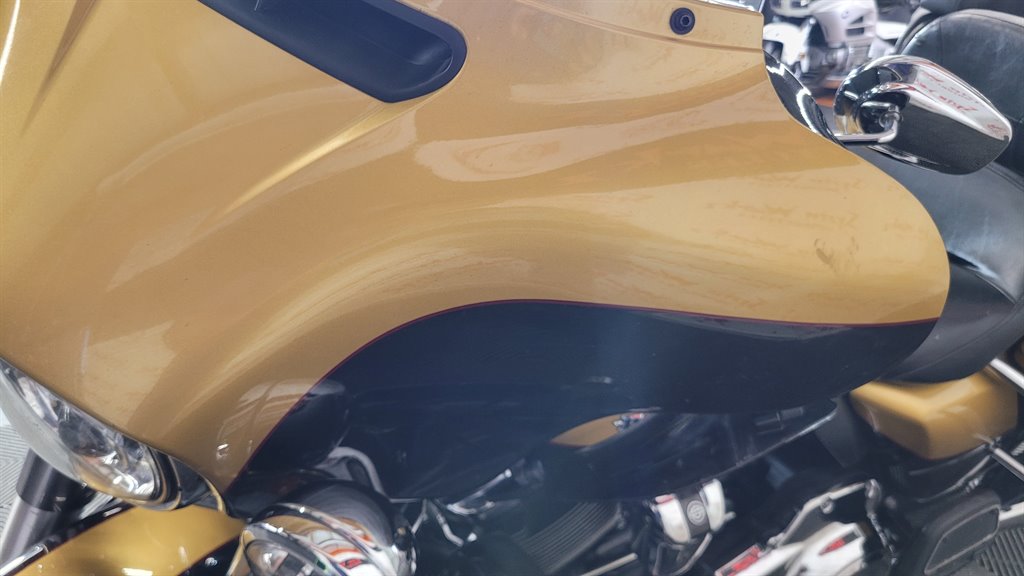 2017 Harley Davidson Ultra Limited Flhtk - $14,000