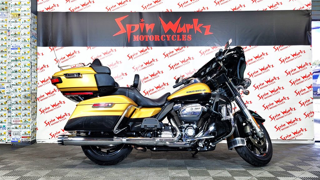 2017 Harley Davidson Ultra Limited Flhtk - $14,000