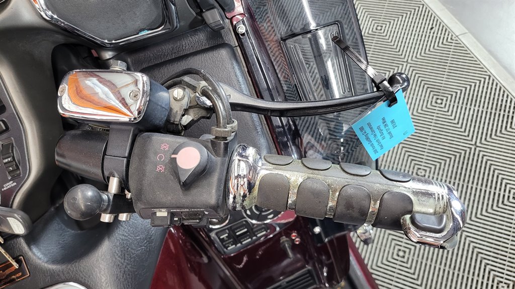 2008 Honda Gold Wing - $20,000