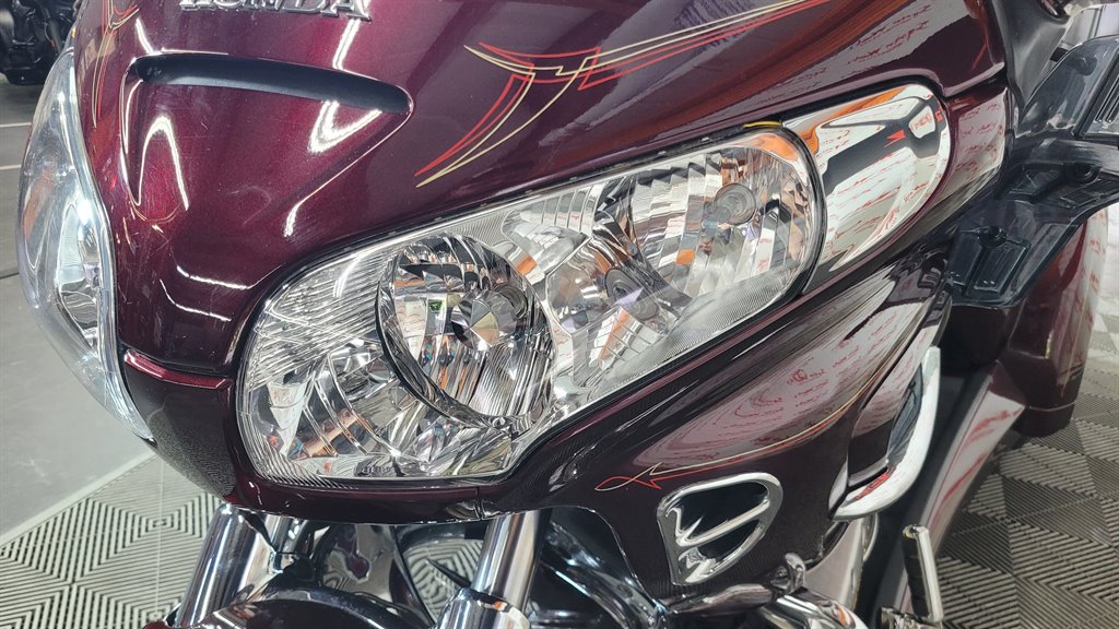 2008 Honda Gold Wing - $20,000