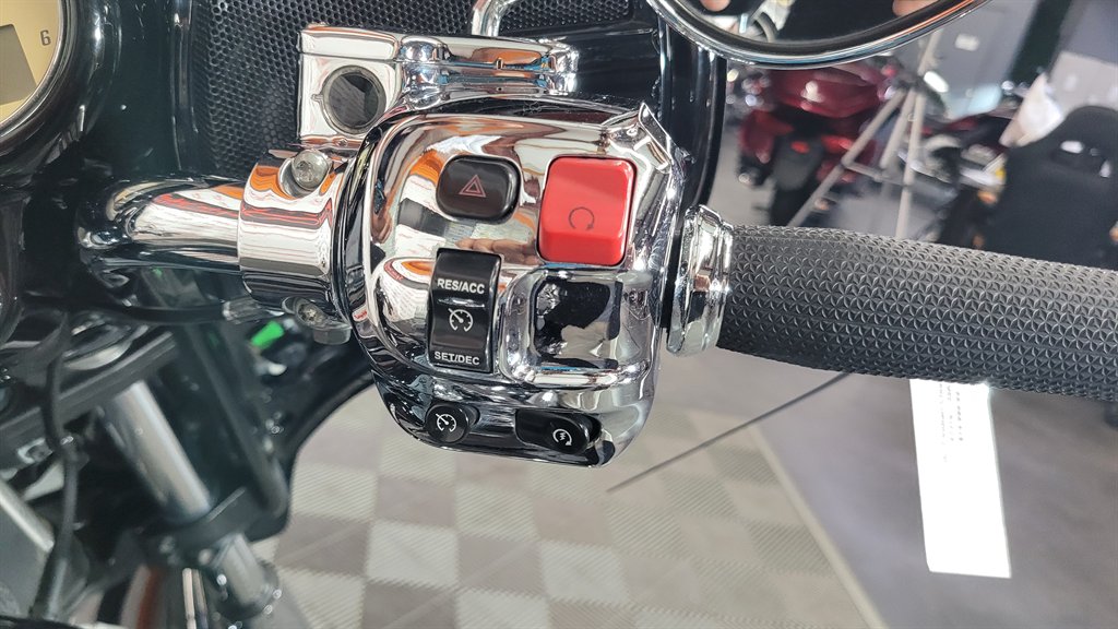 2017 Indian Motorcycle Chieftain (Black PEA - $15,000