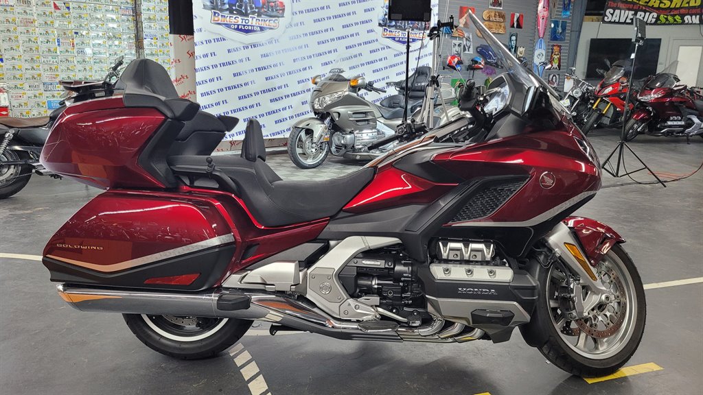 2021 Honda GL1800d CSC Trike DC - $43,000