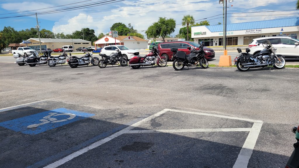 2021 Honda GL1800d CSC Trike DC - $43,000