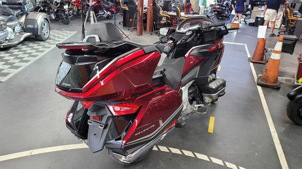 2021 Honda GL1800d CSC Trike DC - $43,000