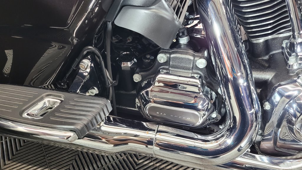 2020 Harley-davidson Cvo Tri Glide - $34,000