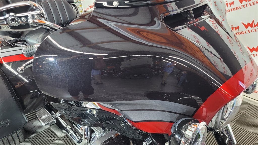 2020 Harley-davidson Cvo Tri Glide - $34,000