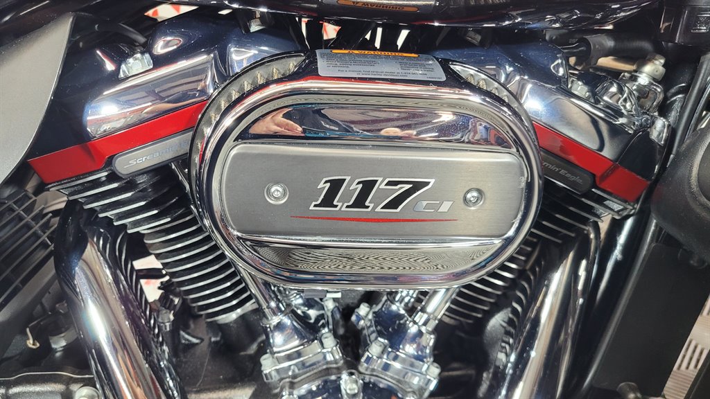 2020 Harley-davidson Cvo Tri Glide - $34,000