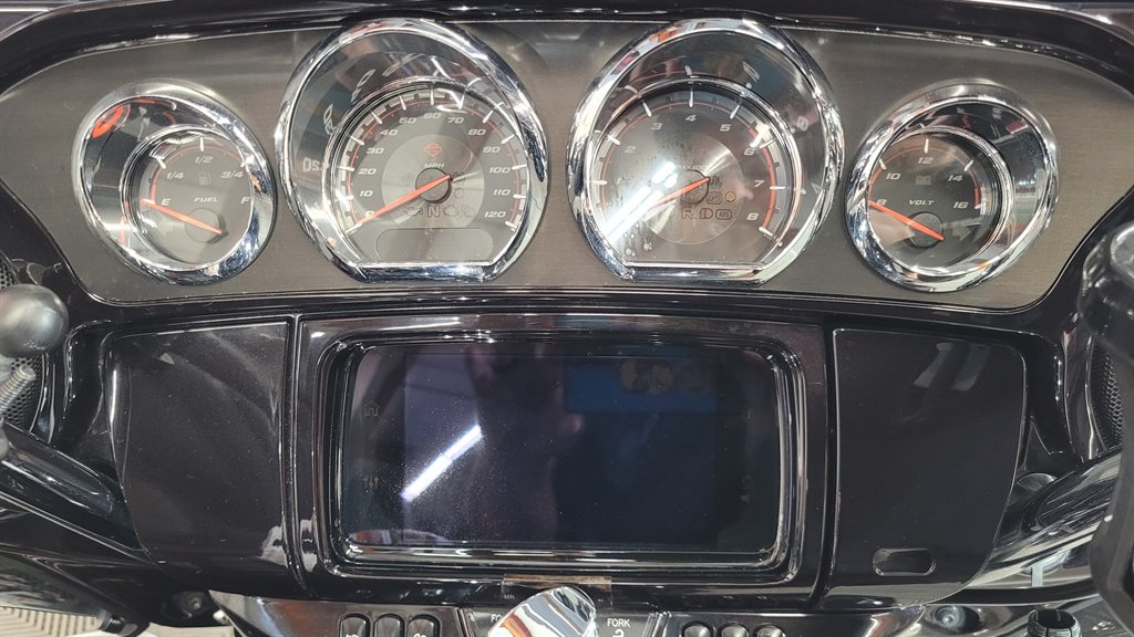 2020 Harley-davidson Cvo Tri Glide - $34,000