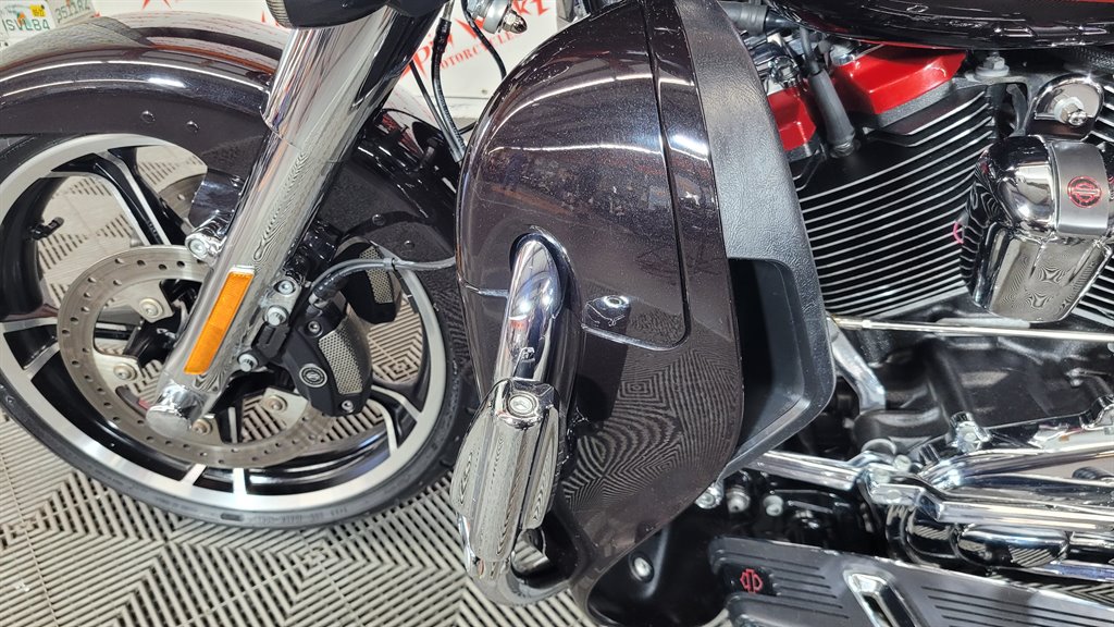 2020 Harley-davidson Cvo Tri Glide - $34,000