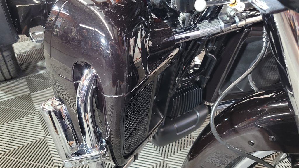 2020 Harley-davidson Cvo Tri Glide - $34,000