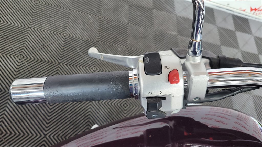 2015 Suzuki Boulevard C50/c50t - $4,500