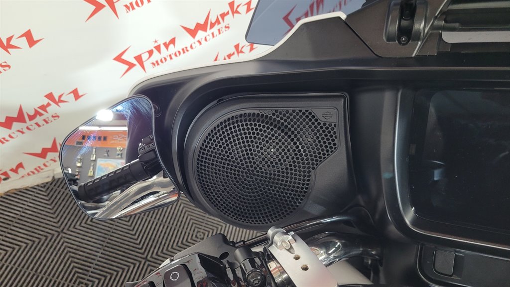 2024 Harley-davidson Street Glide - $23,000