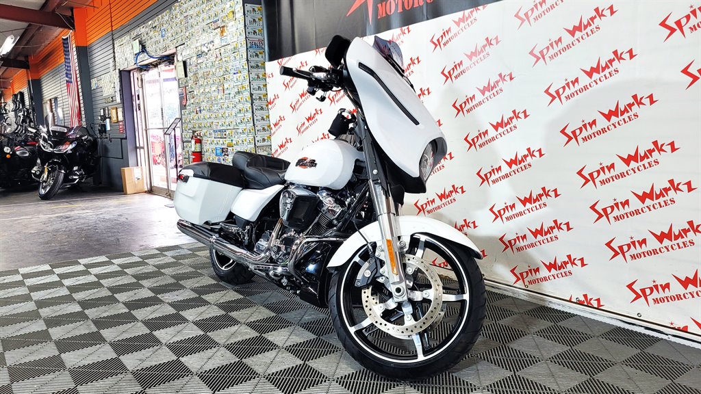 2024 Harley-davidson Street Glide - $23,000