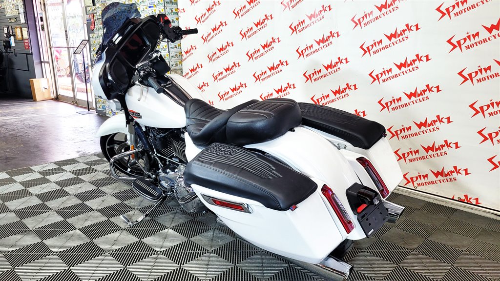 2024 Harley-davidson Street Glide - $23,000
