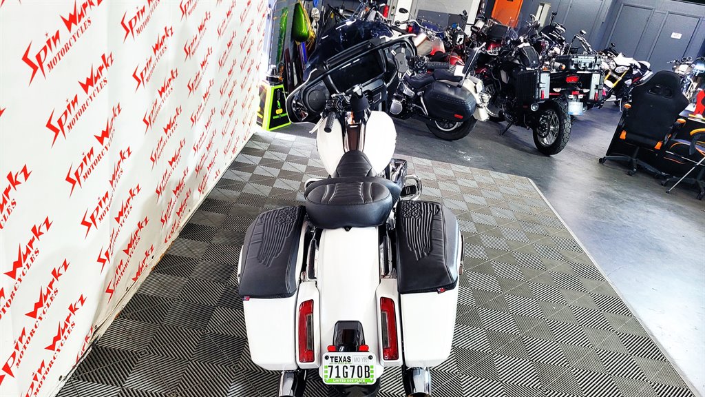 2024 Harley-davidson Street Glide - $23,000