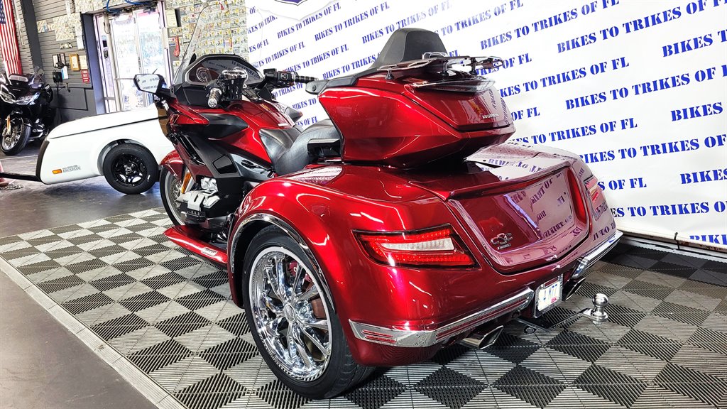 2019 Honda Gold Wing Tour - $38,000