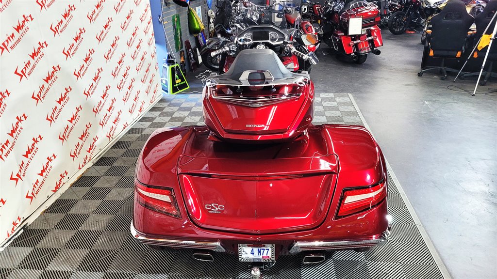 2019 Honda Gold Wing Tour - $38,000