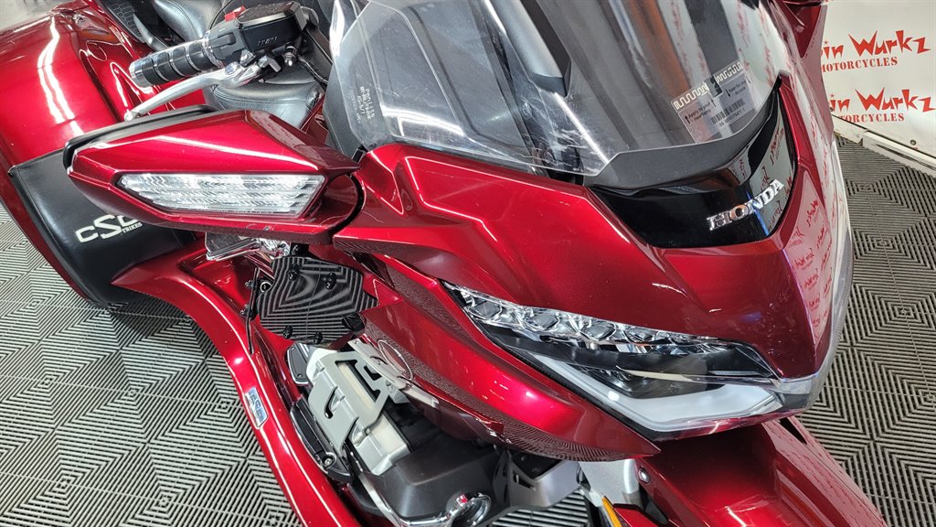 2019 Honda Gold Wing Tour - $38,000