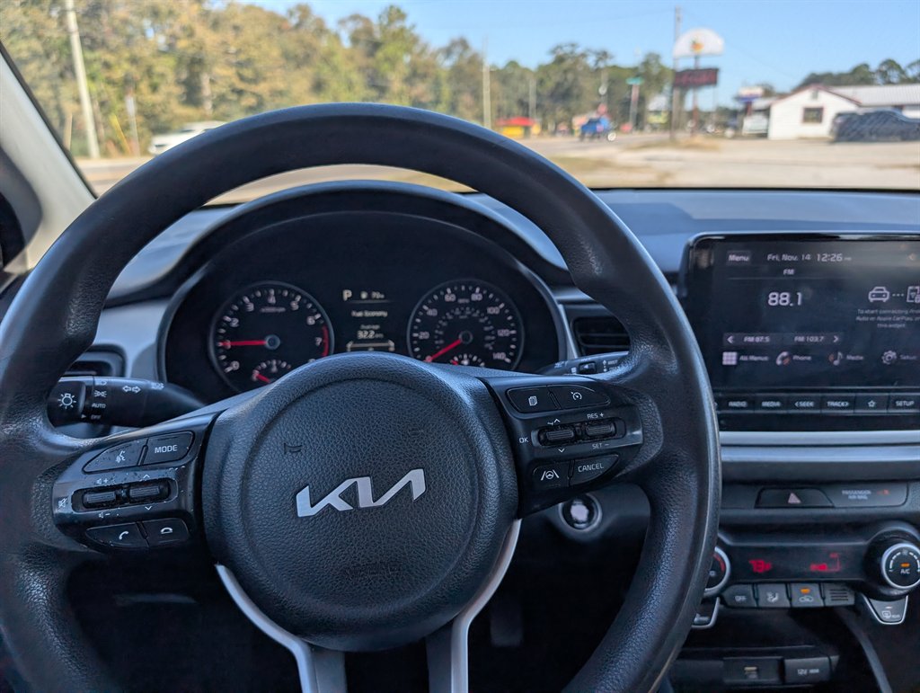 2022 Kia Rio - $14,995