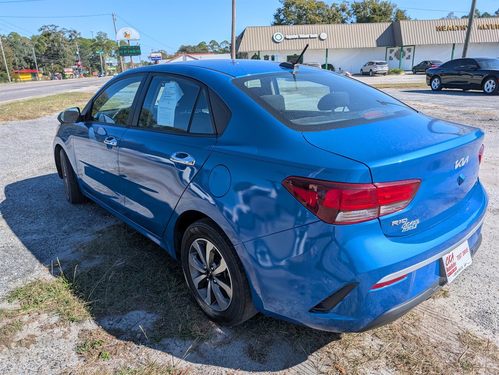 2022 Kia Rio - $14,995