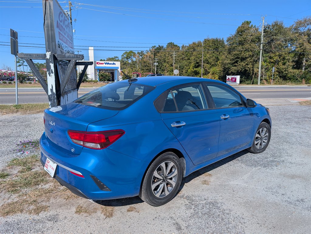 2022 Kia Rio - $14,995