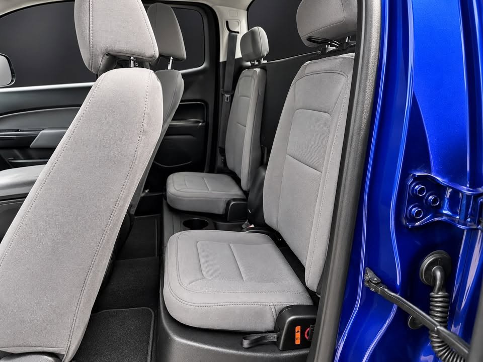 2016 Chevrolet Colorado - $13,495