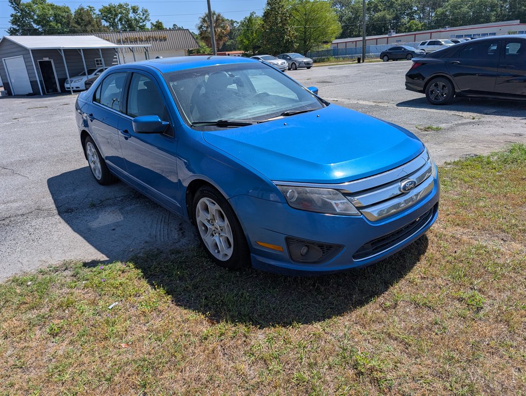 2011 Ford Fusion - $8,995