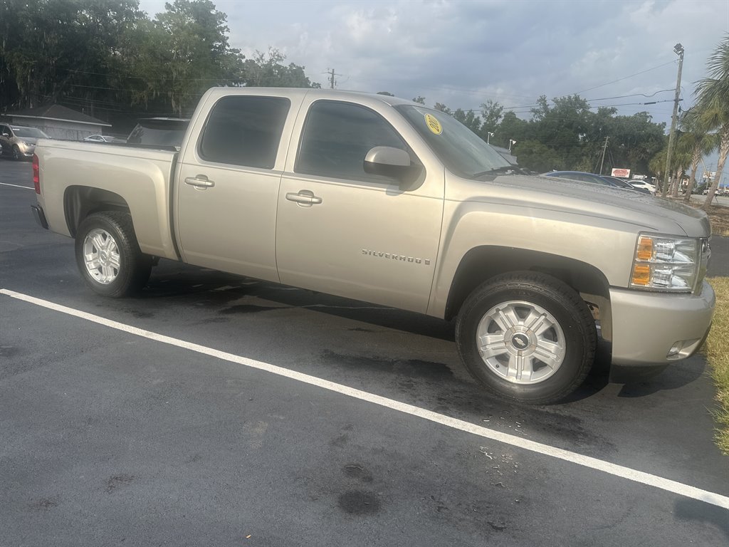 2007 Chevrolet Silverado 1500 - $11,995