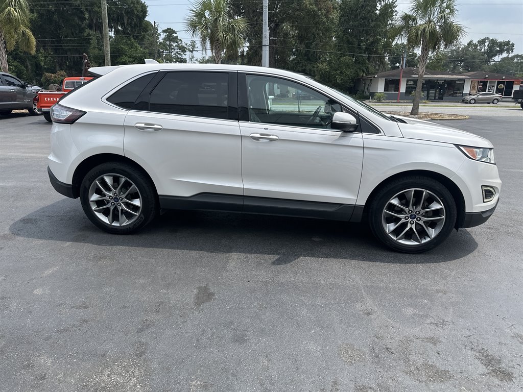 2015 Ford Edge - $12,995