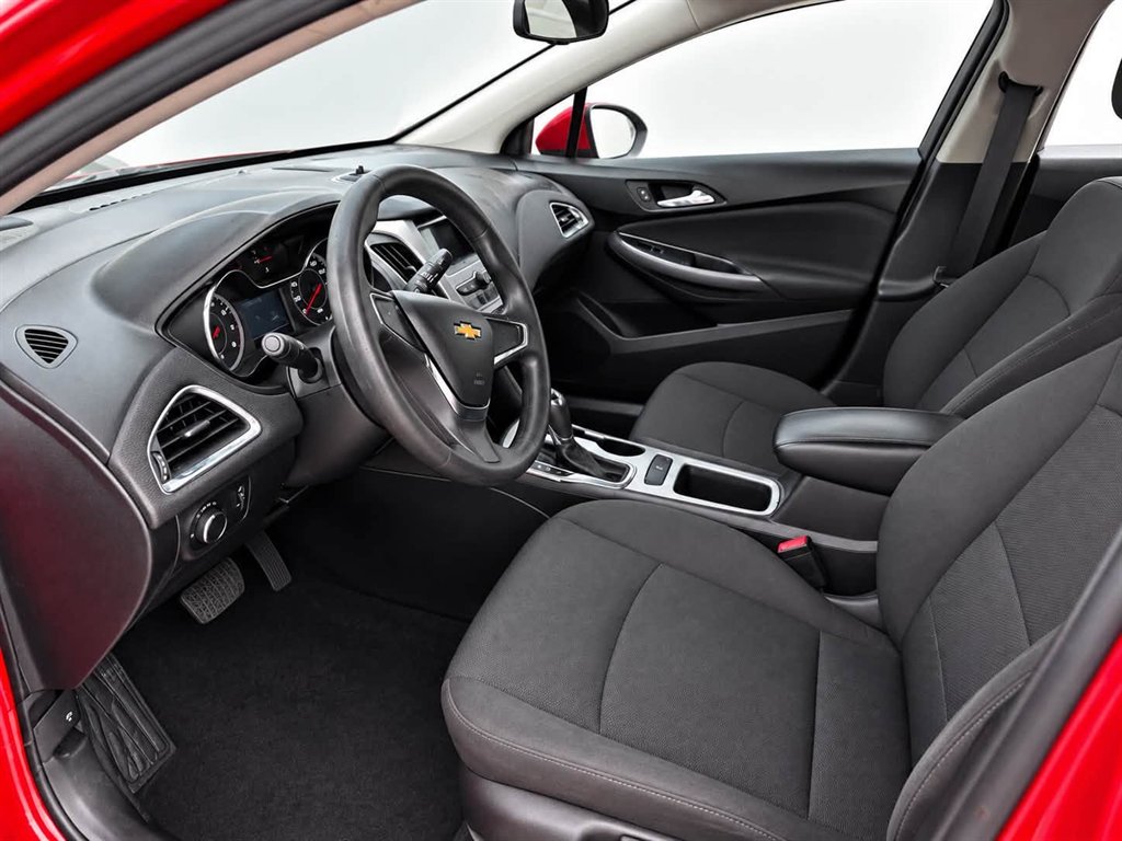 2016 Chevrolet Cruze - $11,495