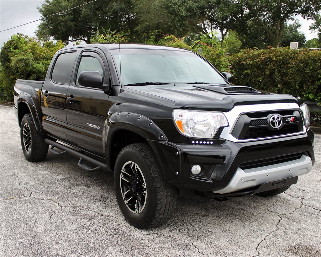 2015 Toyota Tacoma PreRunner Double Cab V6 RWD - wide 2