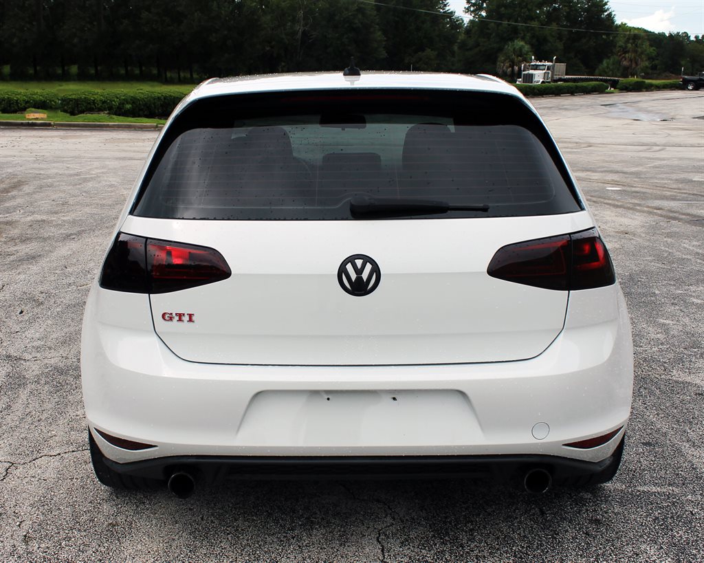 2015 Volkswagen GTI  photo