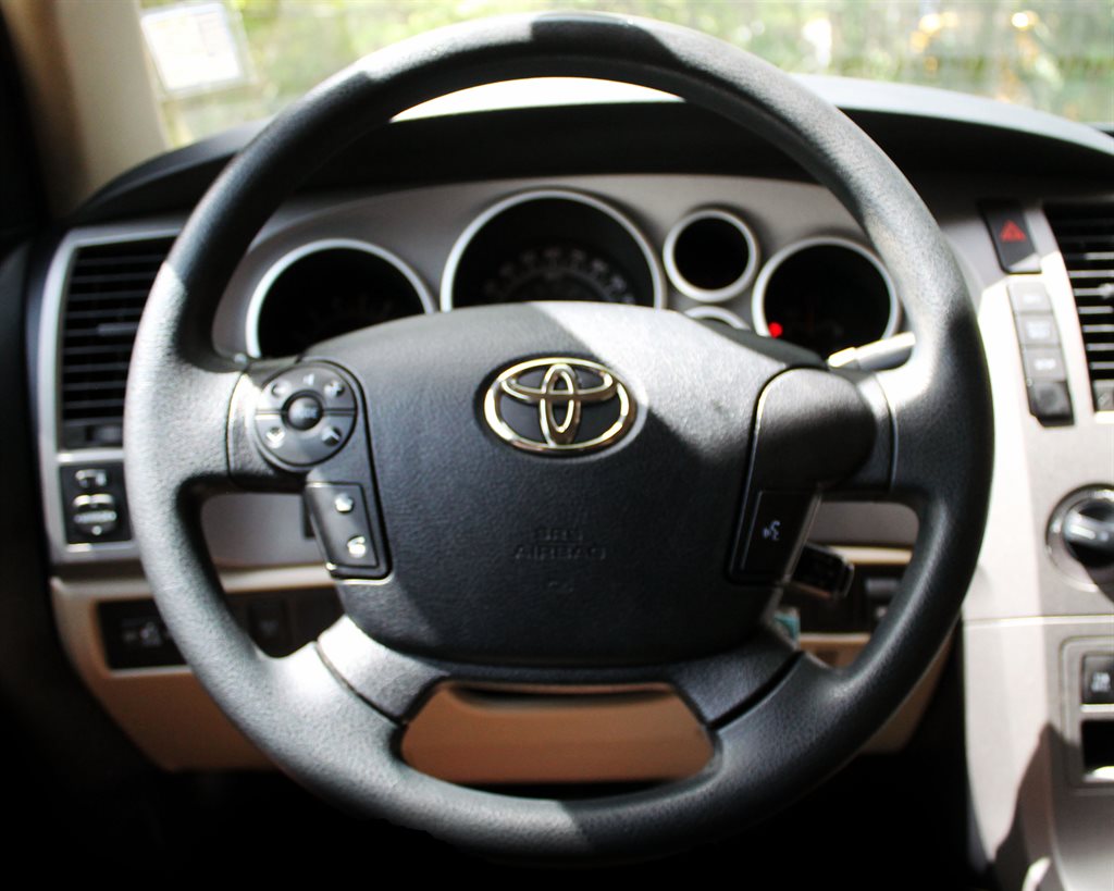 2012 Toyota Tundra Grade photo