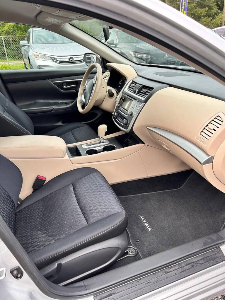 2016 Nissan Altima photo