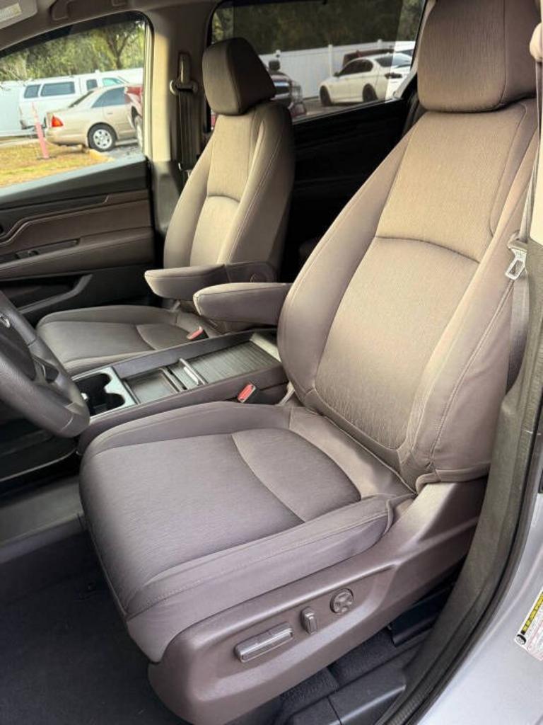 2021 Honda Odyssey - $26,800