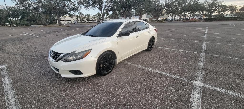 2017 Nissan Altima photo