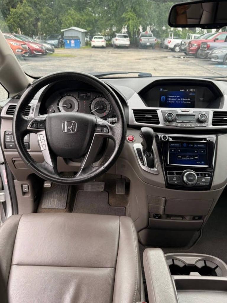 2014 Honda Odyssey - $19,900