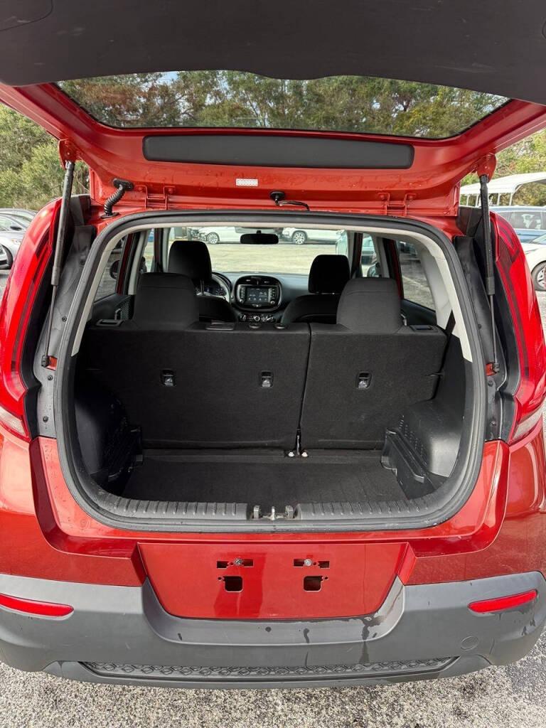 2021 Kia Soul - $17,000