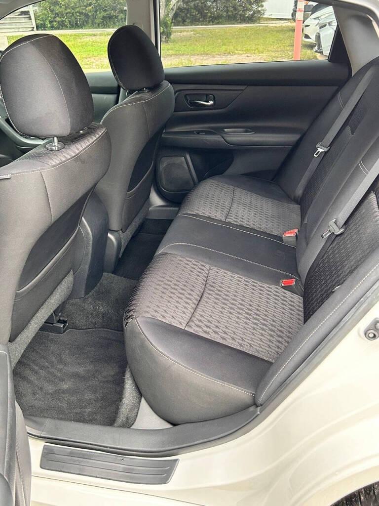 2016 Nissan Altima photo