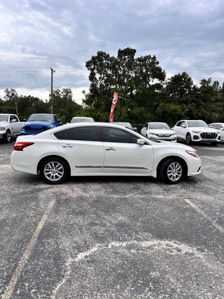 2016 Nissan Altima photo