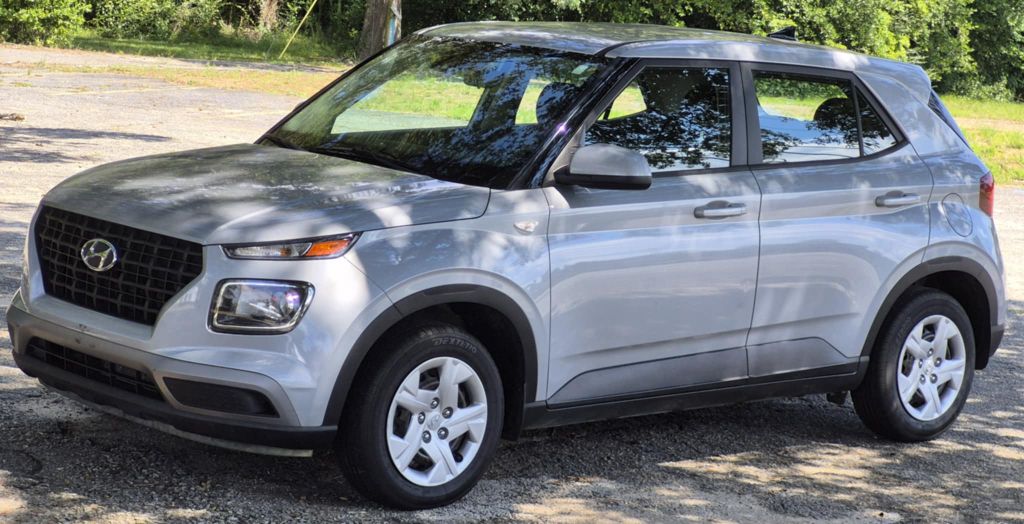 2020 Hyundai Venue SE