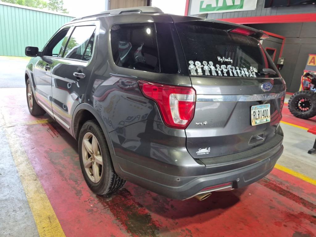 2018 Ford Explorer - $11,000