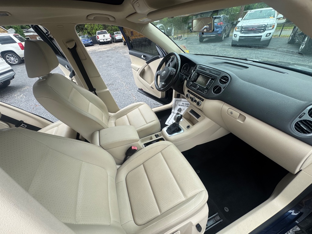 2015 Volkswagen Tiguan - $11,495