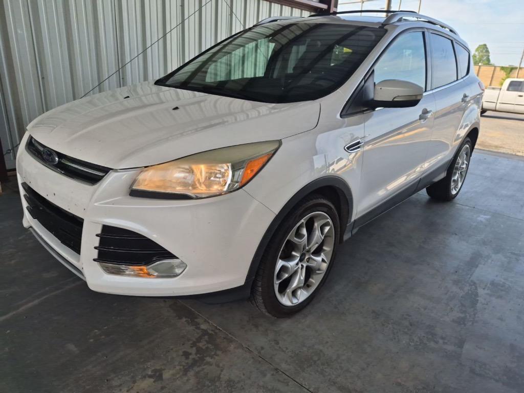 2014 Ford Escape - $11,000