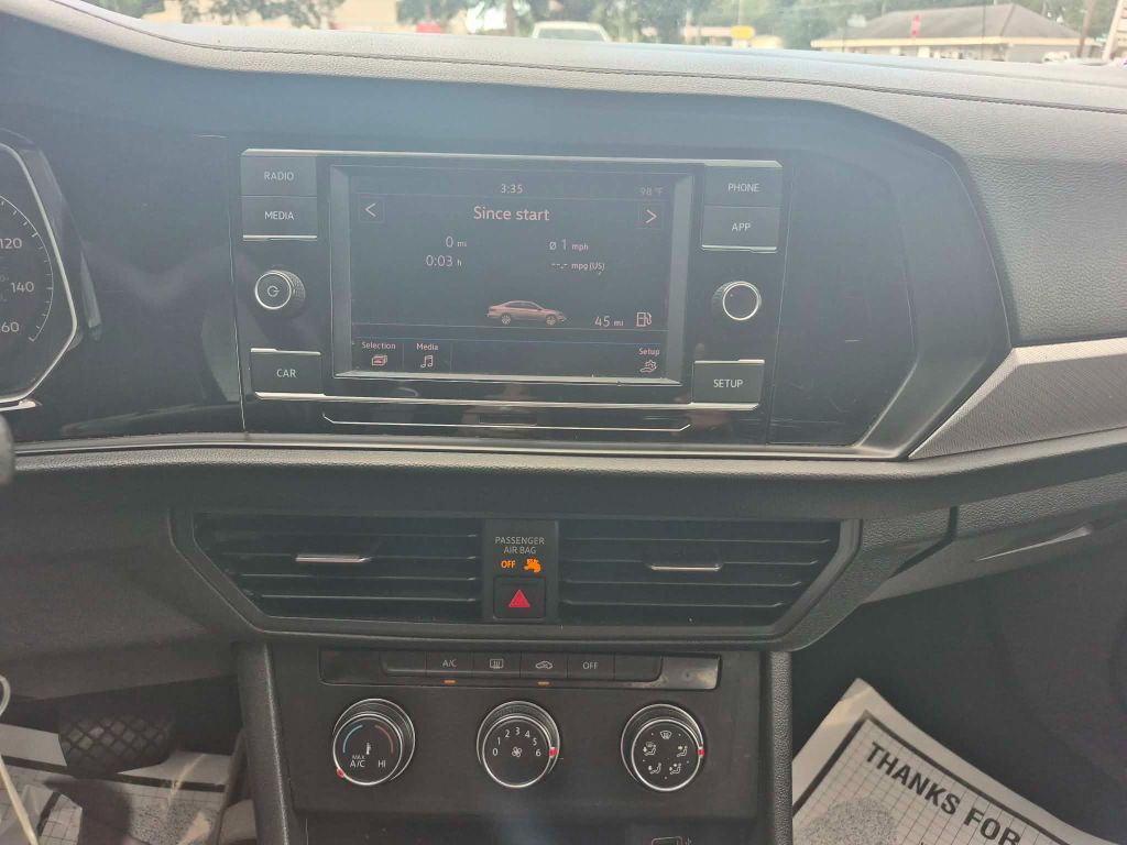 2019 Volkswagen Jetta - $9,495