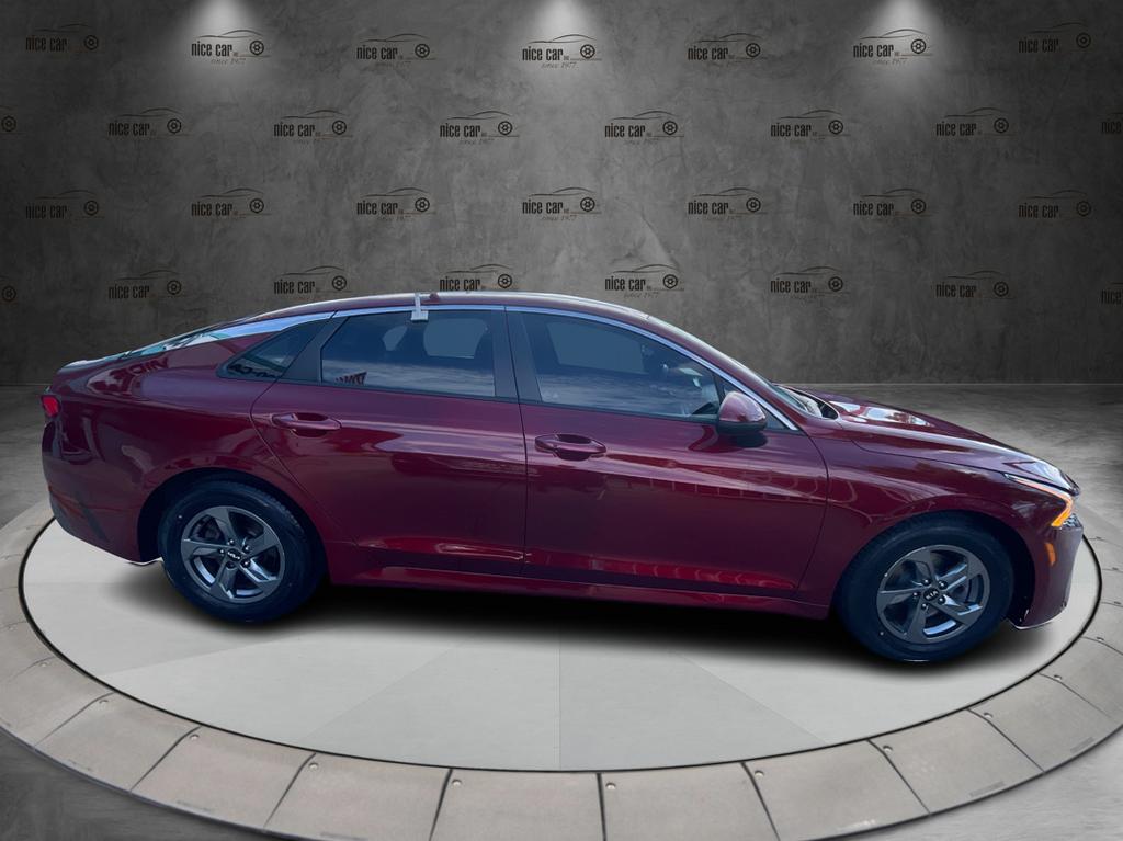 2022 Kia K5 - $19,977