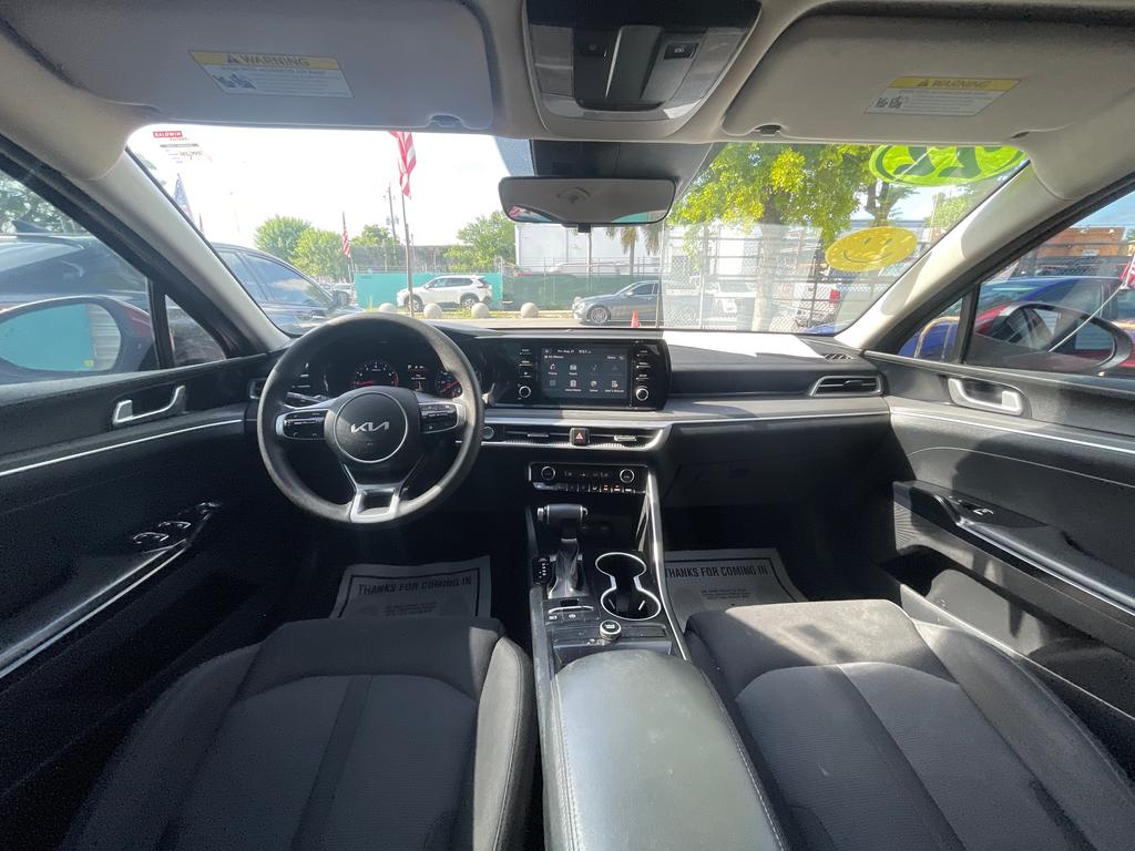 2022 Kia K5 - $19,977